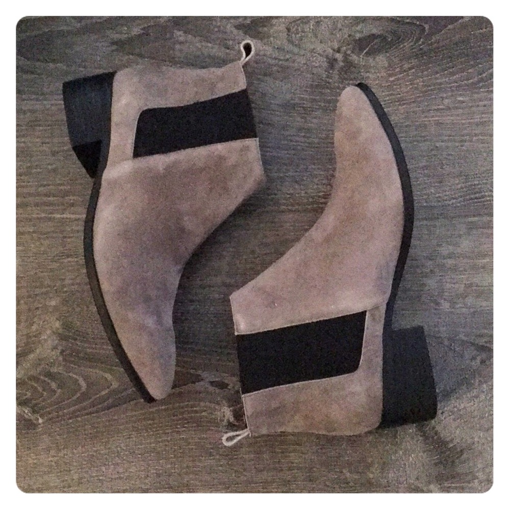 RAYE booties